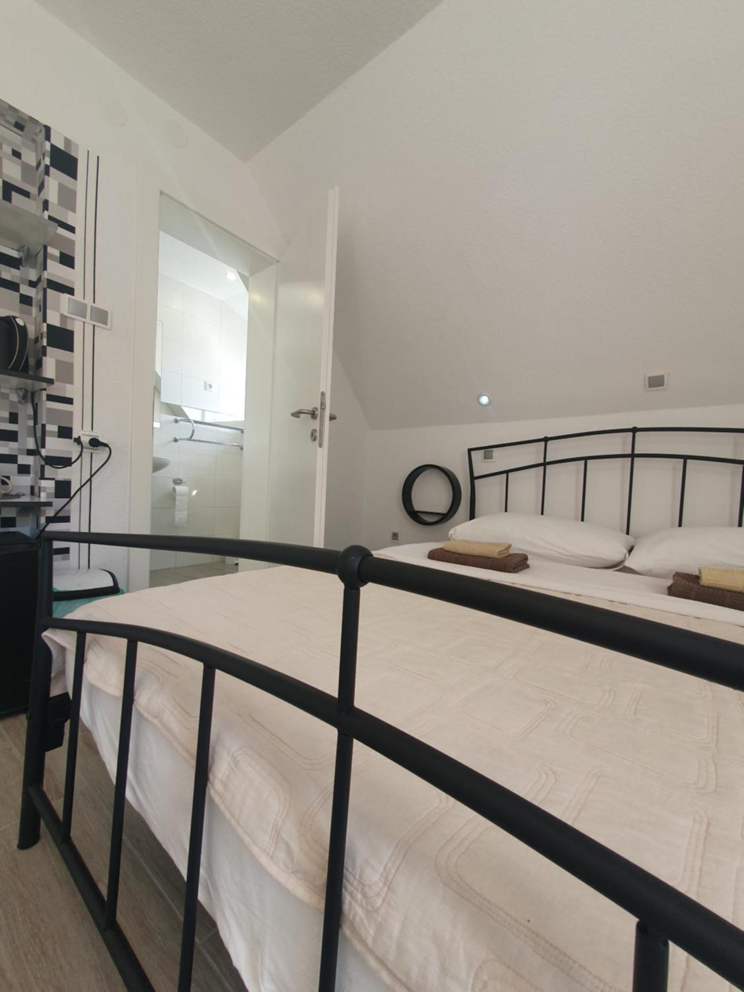 Guesthouse Nikola Plitvička Jezera Стая снимка