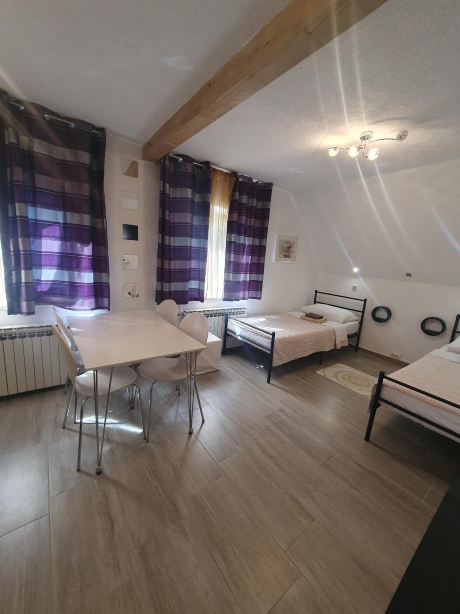 Guesthouse Nikola Plitvička Jezera Стая снимка